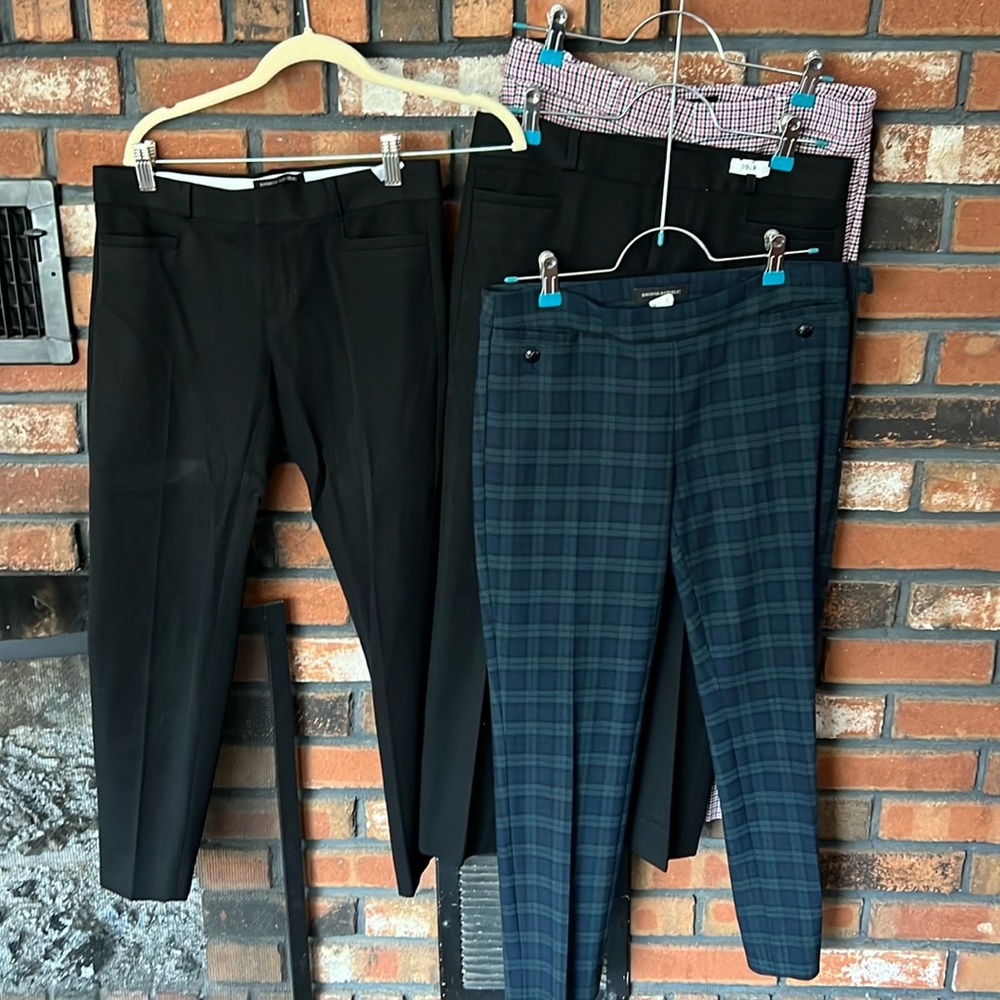 4 pairs of Banana Republic Sloan 2S dress pants for women